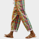 Geruite broek met relaxte pasvorm en tijdloos ruitpatroon
