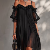 Livia | Geplooide Off-Shoulder Jurk met Kantdetails