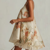 Elda Vestido Mini Beige de Organza Floral en Línea A con Acabado de Encaje
