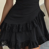Camelia Vestido Mini Negro con Volantes de Encaje y Escote en V