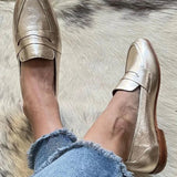 Loafers met glanzende lichtgouden metallic finish