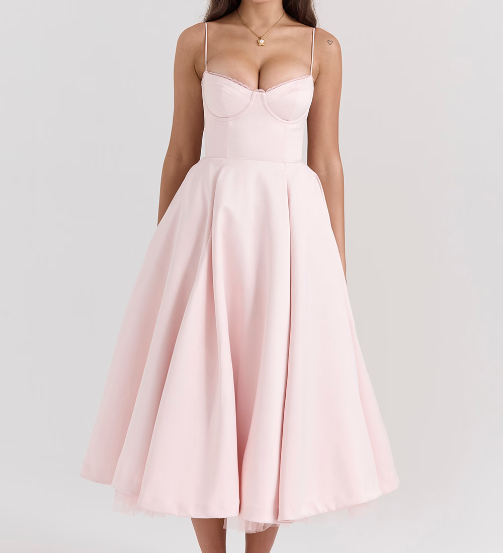 Selina | Feestjurk met zachte silhouet en taillecorrectie