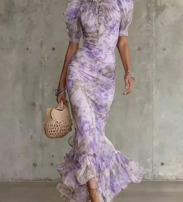 Eugenia Vestido Maxi con Estampado Floral Vintage Rosa y Mangas Abullonadas (Accesorios no incluidos)