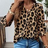 Blouse met luipaardprint en V-hals voor een speelse look