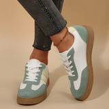 Orthopedische schoenen met brede teenruimte en voetboogondersteuning