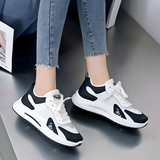 Orthopedische schoenen met brede teenruimte en voetboogondersteuning