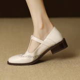 Damesschoenen met riempje en tijdloze elegantie