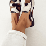 Loafers met abstract patroon en moderne uitstraling