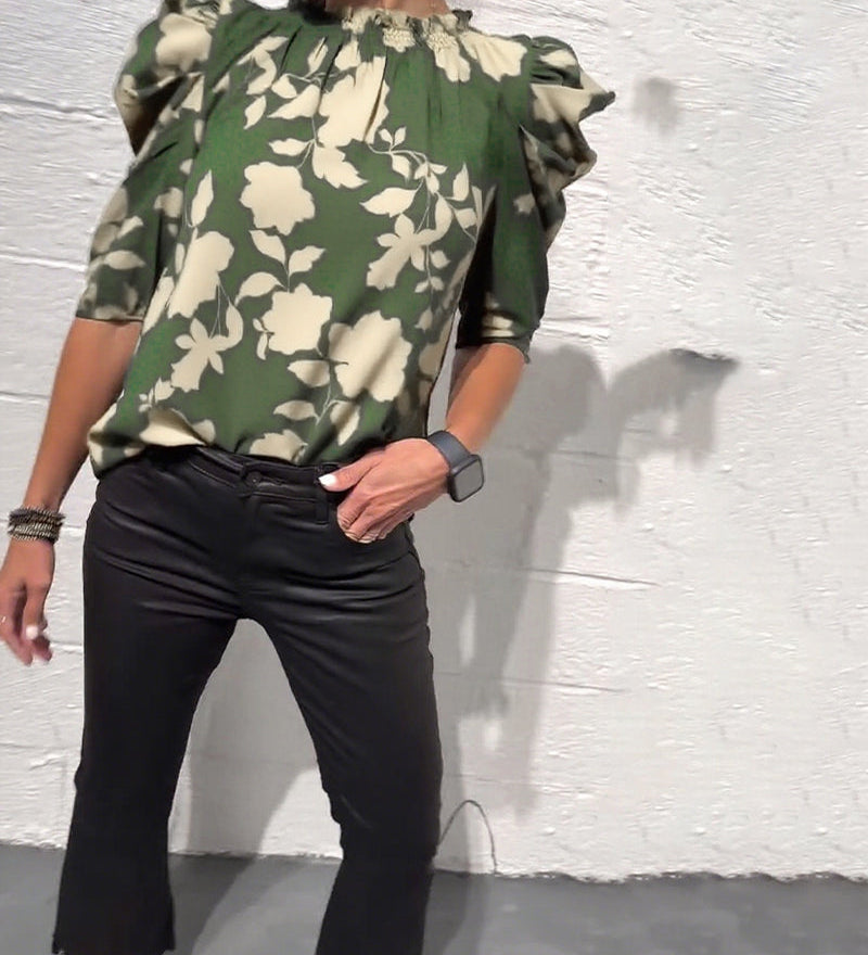 Blouse met bloemenprint en gepofte mouwen voor een vrouwelijke look
