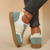 Orthopedische schoenen met brede teenruimte en voetboogondersteuning