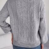 Olivia | Trui met knoopdetail op schouders en zachte comfortabele stof
