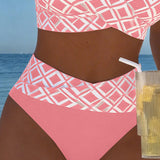 Twee-delig Bikini Met Bh-Snit En Diamantpatroon