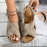 Wedge sandalen met elegante hak en comfortabele ondersteuning