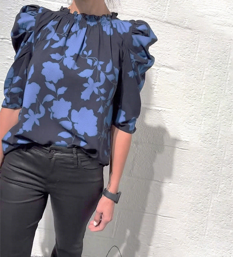 Blouse met bloemenprint en gepofte mouwen voor een vrouwelijke look