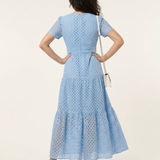 Brielle | Midi-jurk met V-hals en korte mouwen met ruffles