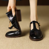 Damesschoenen met riempje en tijdloze elegantie