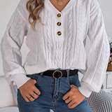 Olivia | Trui met knoopdetail op schouders en zachte comfortabele stof