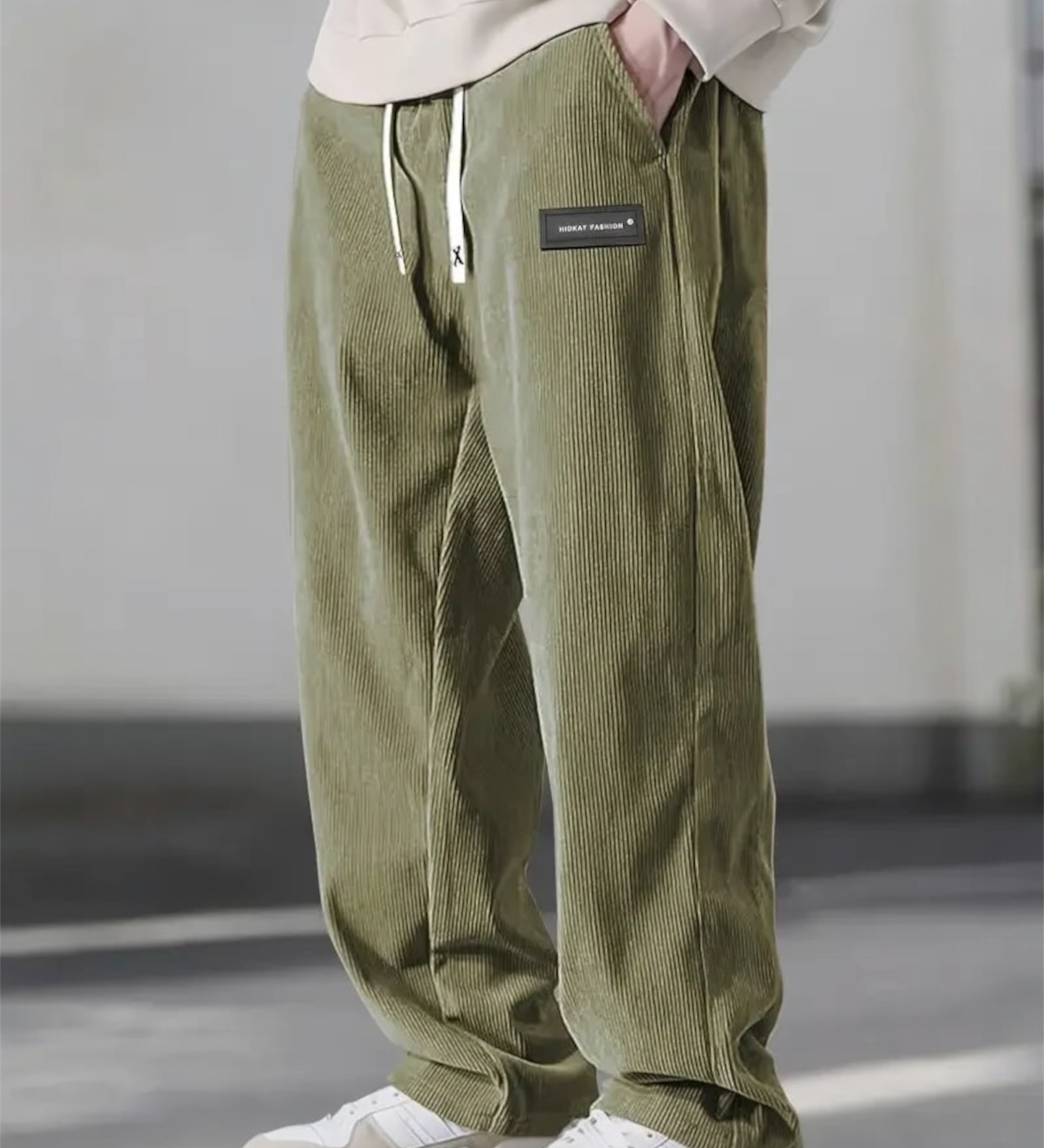 Corduroy broek met zachte ribstof en relaxte pasvorm