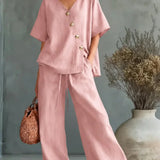 Celia Conjunto con Escote en V y Botones