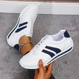 Orthopedische sneakers met lichtgewicht zool en sportieve look