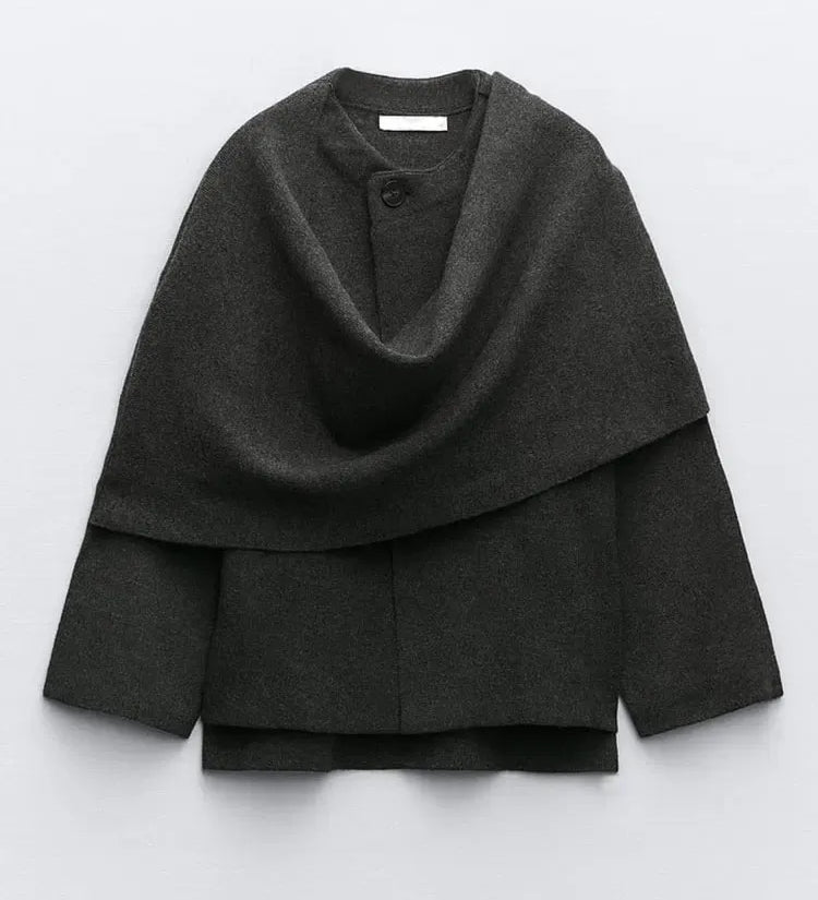 Yuna | Cape Jas met Elegante Drapering en Warme Stof