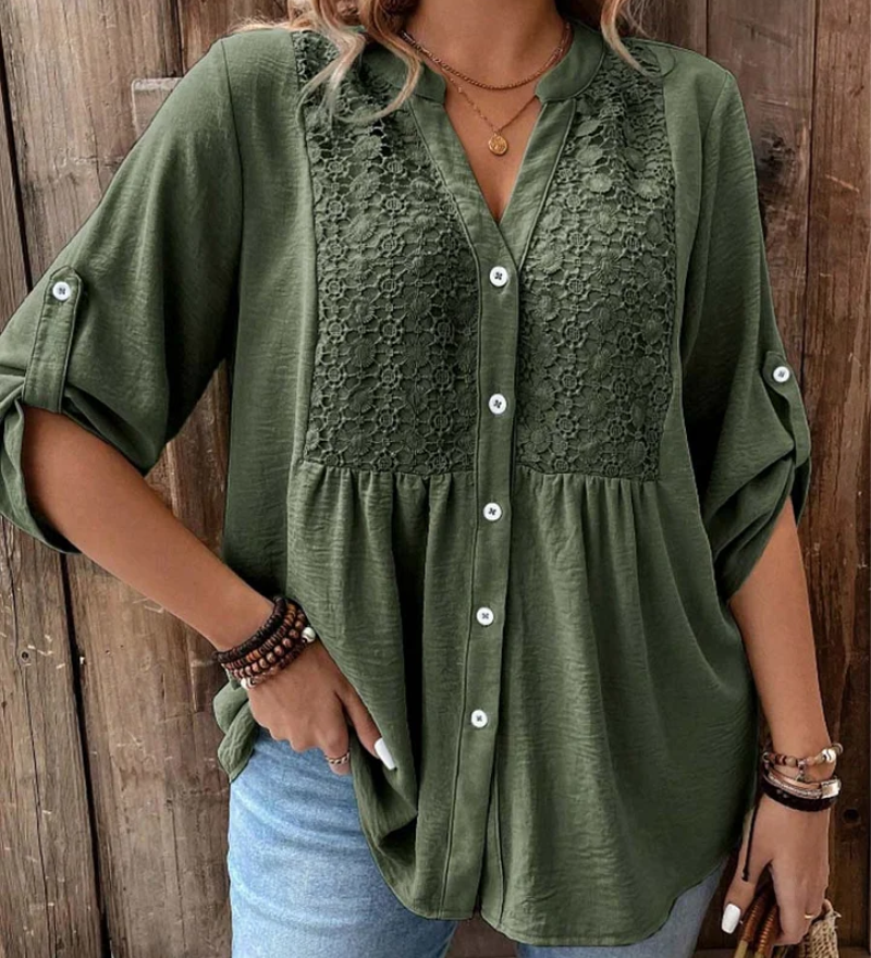Blouse met V-hals en knoopdetail voor dagelijks comfort