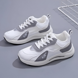 Orthopedische schoenen met brede teenruimte en voetboogondersteuning