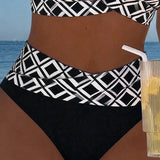 Twee-delig Bikini Met Bh-Snit En Diamantpatroon