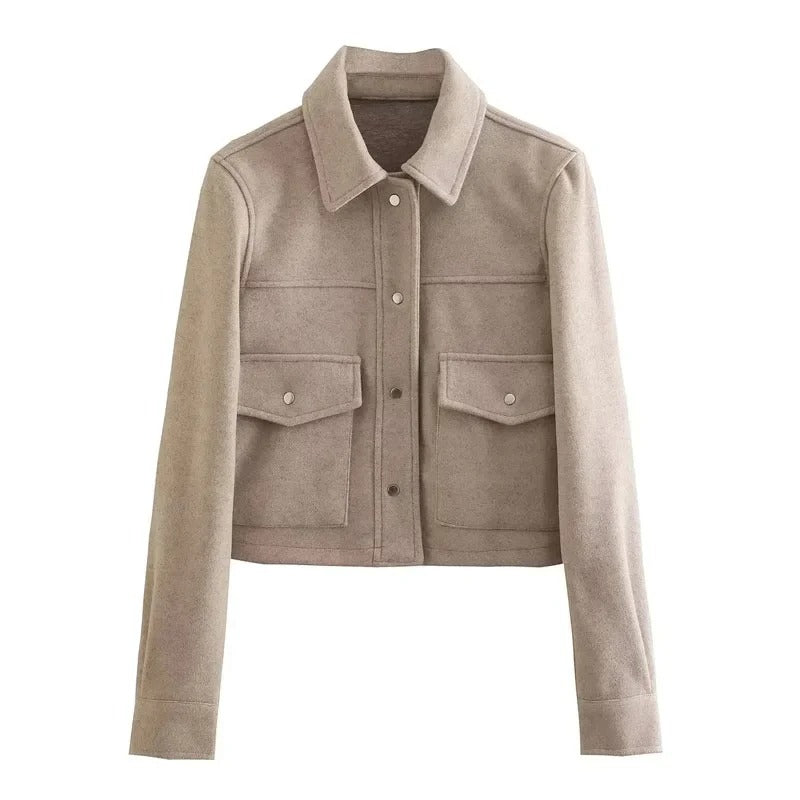 Allie | Tussenjas met elegante pasvorm en functioneel comfort