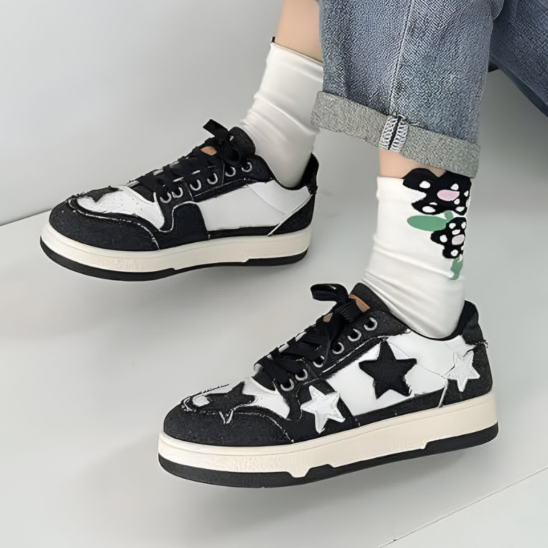 Orthopedische sneakers met brede teenruimte en voetboogondersteuning