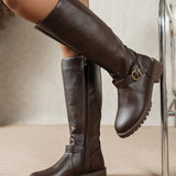 Laarzen met lage hak en slanke pasvorm voor elegante looks