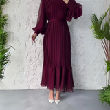 Jurk met elegante plooien en tijdloze uitstraling
