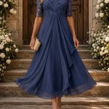 Rose | Elegante midi-jurk met kant en transparante mouwen