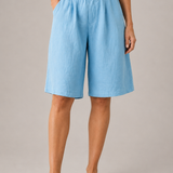 Nina Luchtige Short
