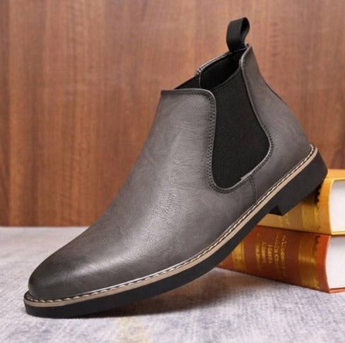 Chelsea Boots met strak silhouet en veelzijdige stijl