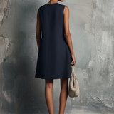 Margot | Elegante Mouwloze Mini-Jurk met Gouden Knopen