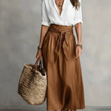 Vida Conjunto Elegante de Dos Piezas con Blusa Negra y Falda Midi