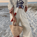 Linnen set met losse pasvorm en contrasterende details