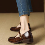 Damesschoenen met riempje en tijdloze elegantie