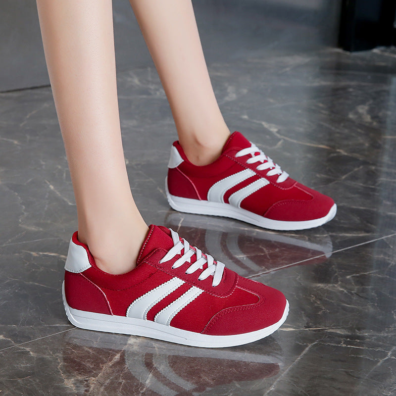 Orthopedische sneakers met brede teenruimte en voetboogondersteuning
