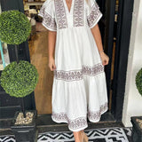 Wendelien | Maxi jurk met V-hals en geborduurde details in bohemian stijl