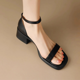 Leren sandalen met minimalistische look en dagelijks comfort