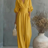 Leandra Mono Esencial con Escote en V