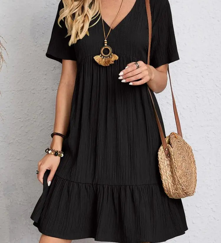 Esme | Zomerjurk met V-hals en speelse ruches voor elegante dagen