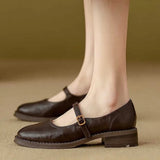 Mary Janes met klassiek leren design en gepolsterde binnenzool