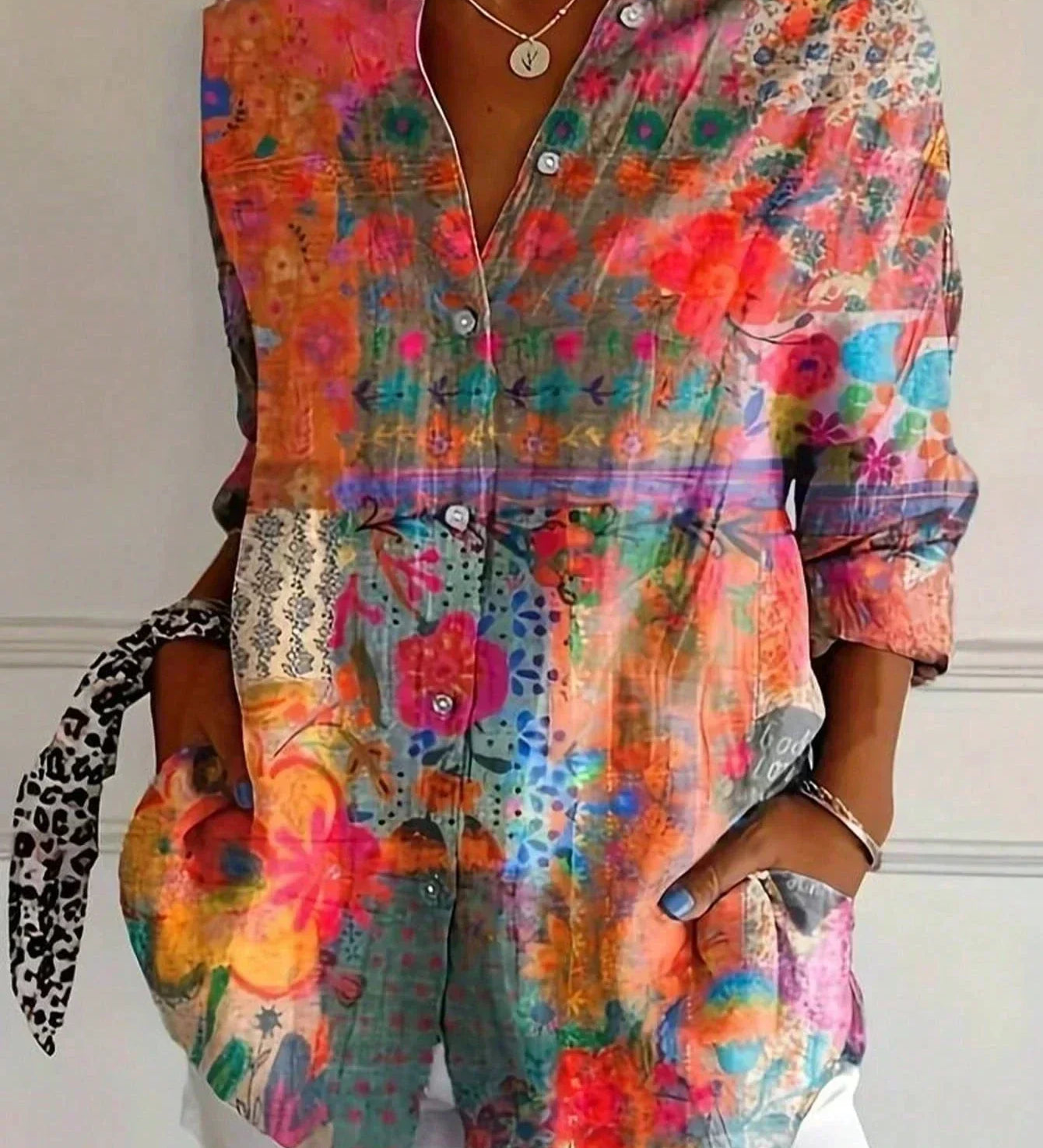 Blouse met kleurrijke print en duurzame pasvorm