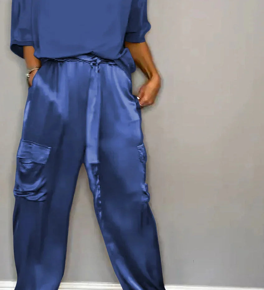 Tweedelige Set met elegante pasvorm en zachte stof