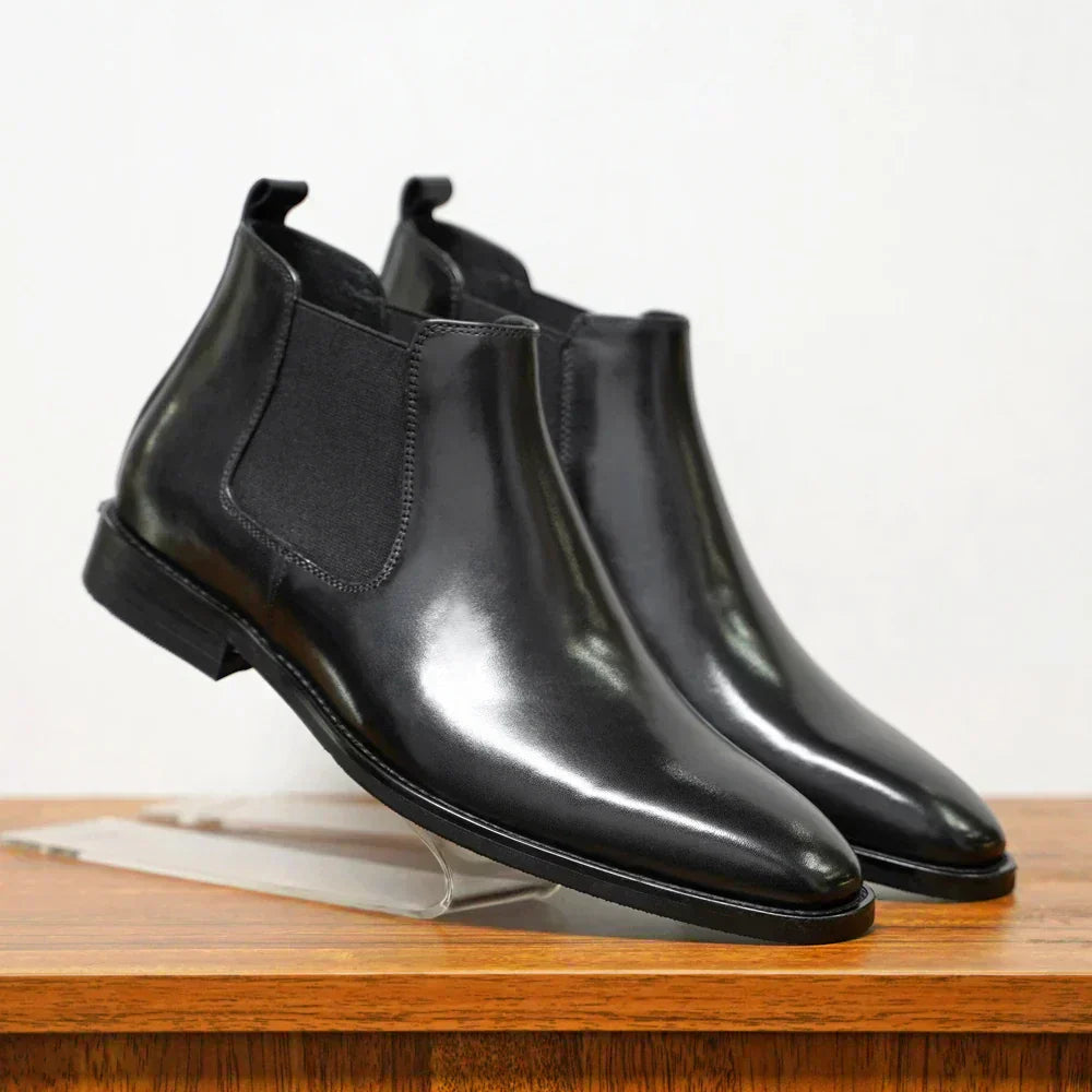 Chelsea-laarzen van lakleer met elegante pasvorm en hoog comfort