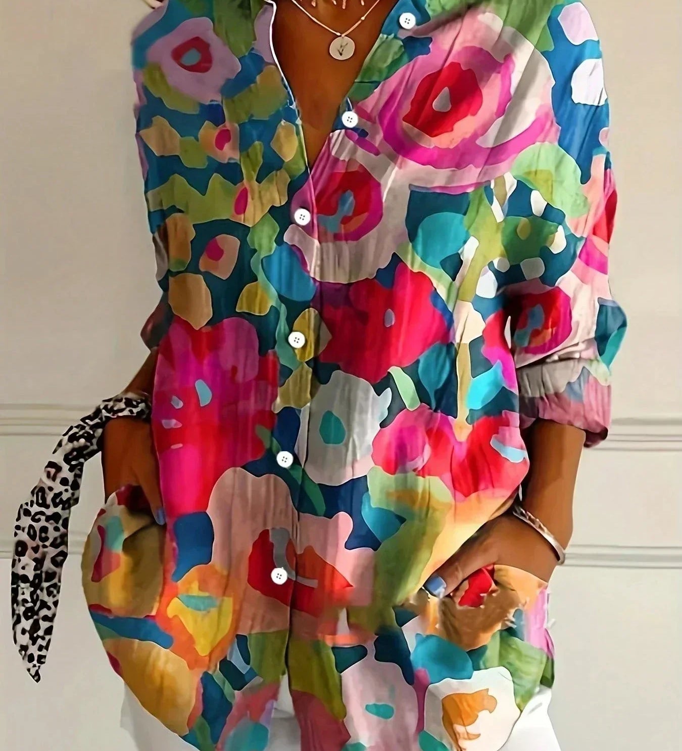 Blouse met kleurrijke print en duurzame pasvorm