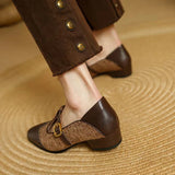 Leren schoenen met T-band, gouden gesp en vintage uitstraling
